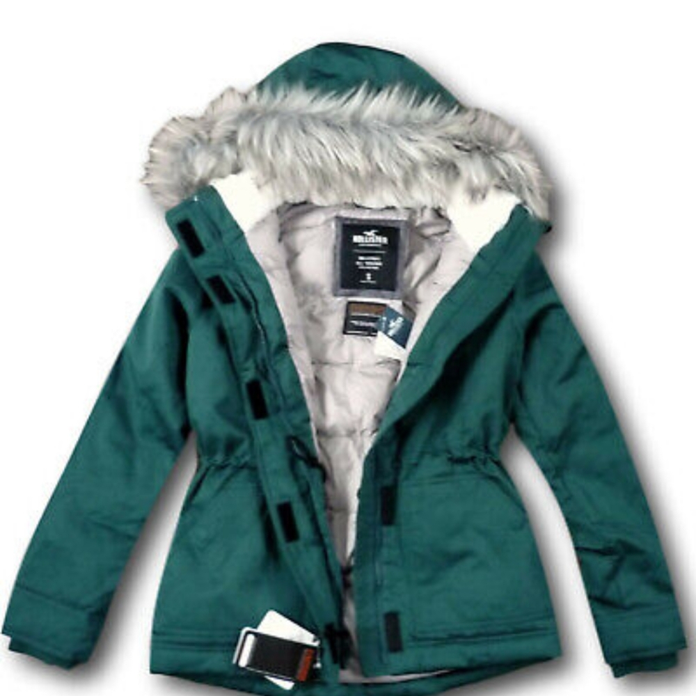 NWOT!! Hollister coat. Beautiful green size xs
